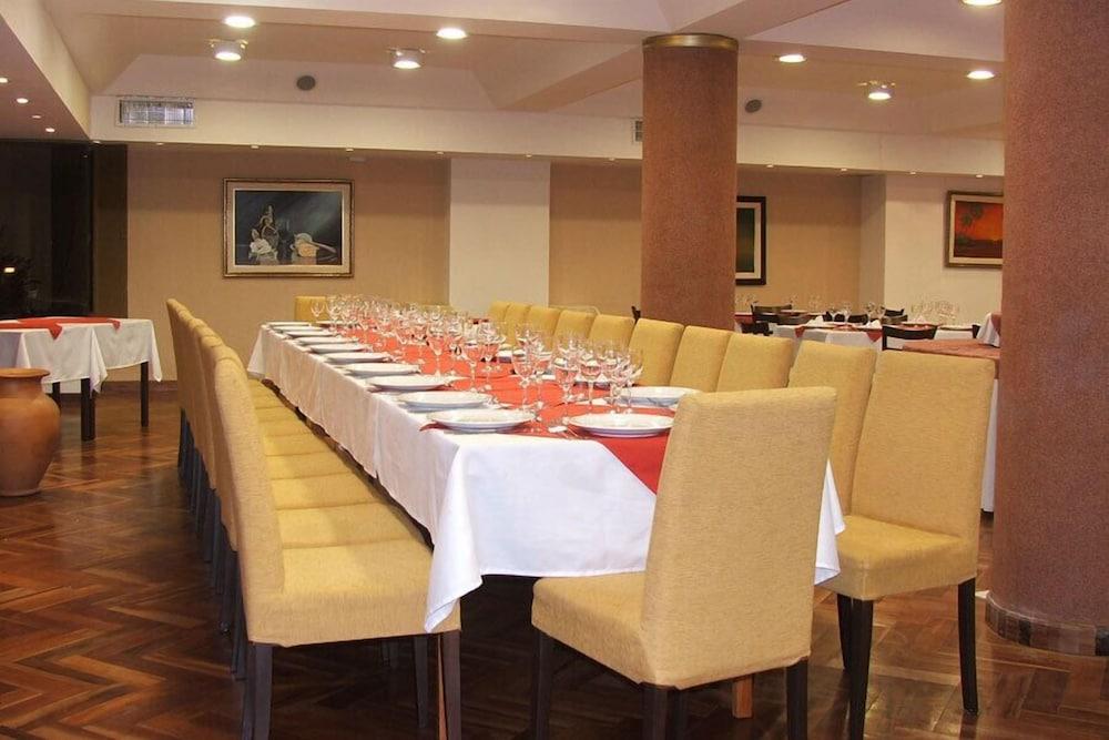 Ohasis Hotel Jujuy&Spa San Salvador de Jujuy Bagian luar foto